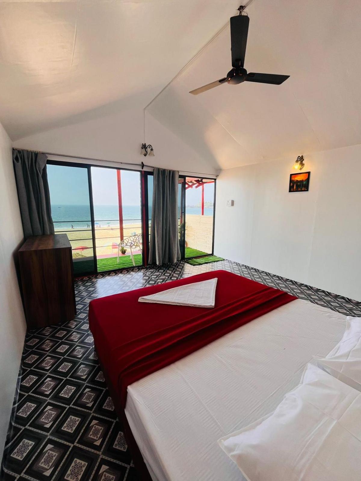 Casa Beach Hut Resort Палолем Экстерьер фото