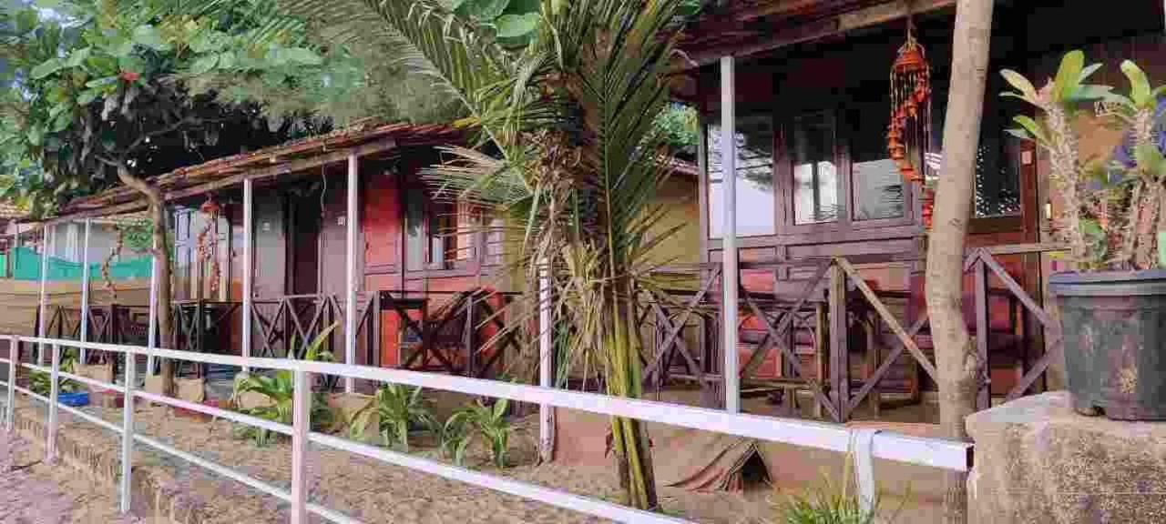 Casa Beach Hut Resort Палолем Экстерьер фото